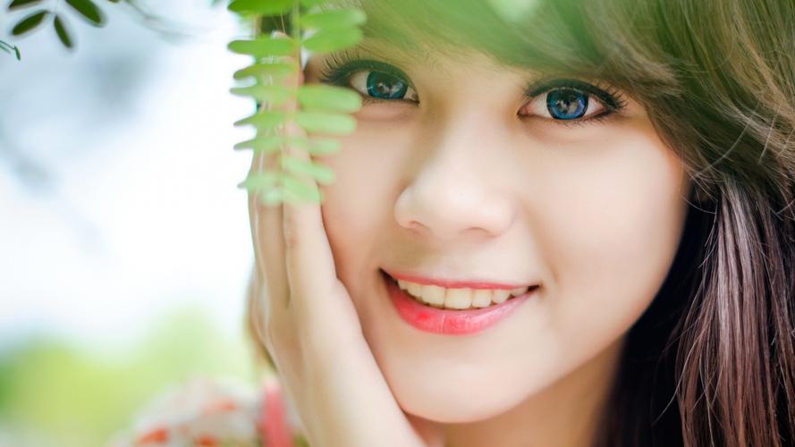 团结才能共赢 携手方可共进——中国以高水平对外开放为世界经济注入暖流